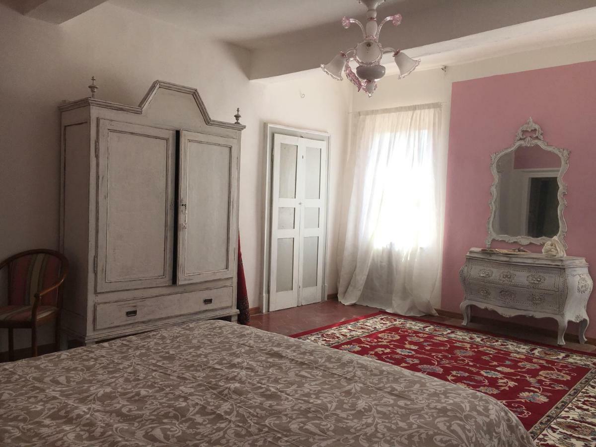 New Flowers Farm Bed & Breakfast *